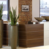 Кашпо Loft Vase Bronze в интерьере